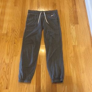 dark gray nike sweatpants